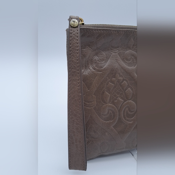 Hobo Vida Wristlet Embossed Brown Leather Zip Pouch Clutch - Picture 7 of 11
